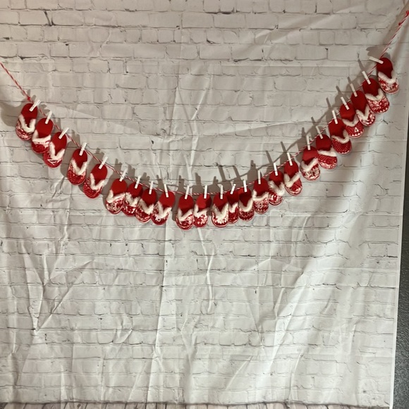 Pier 1 Imports Countdown Garland - Picture 6 of 7